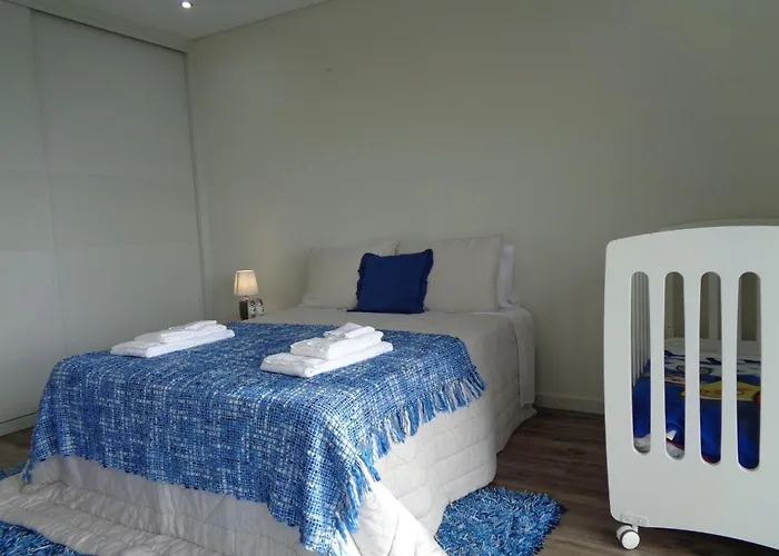 Mar & Serra Villa Feteiras